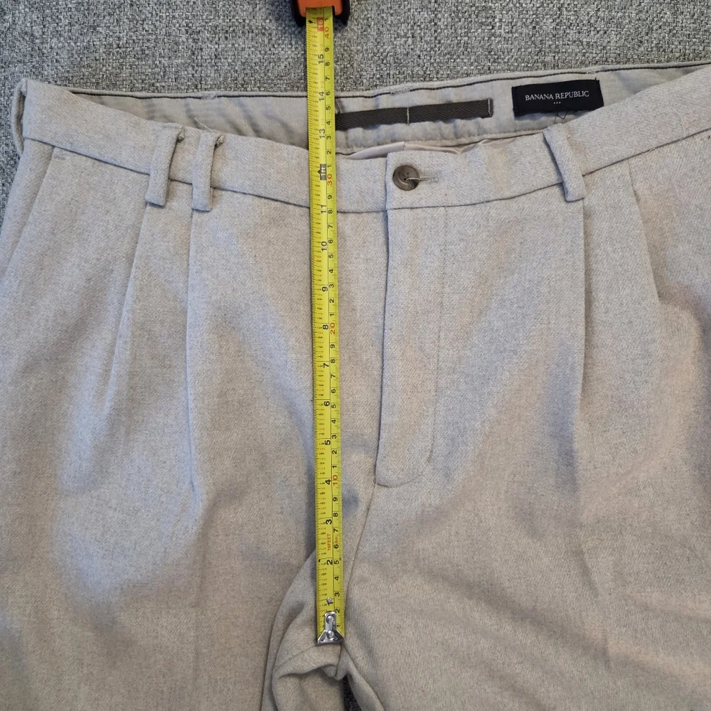 Banana Republic Wool Blend Trouser Pants Mens 38x32 Rustic Beige(38x 29)Actual